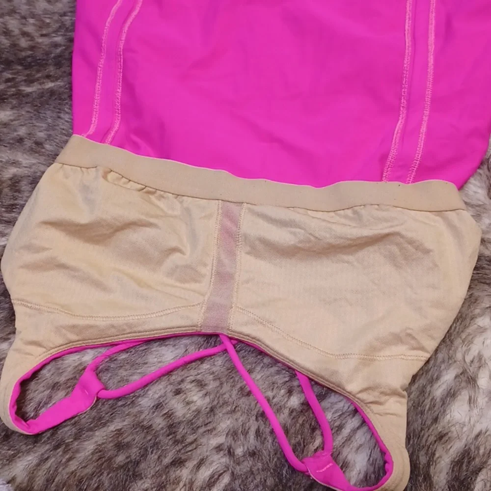 Lululemon top - Picture 9 of 12